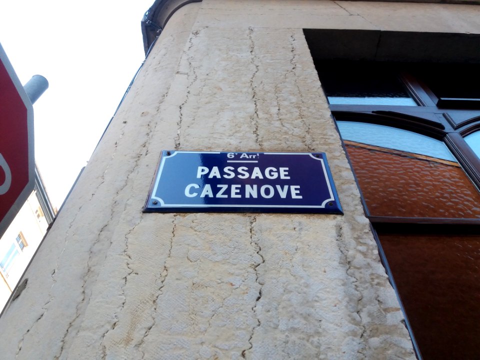 Lyon 6e - Passage Cazenove, plaque