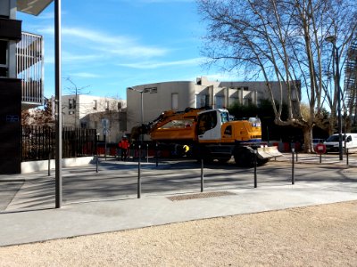 Lyon 7e - Rue André Bollier, pose d'un tuyau du chauffage urbain