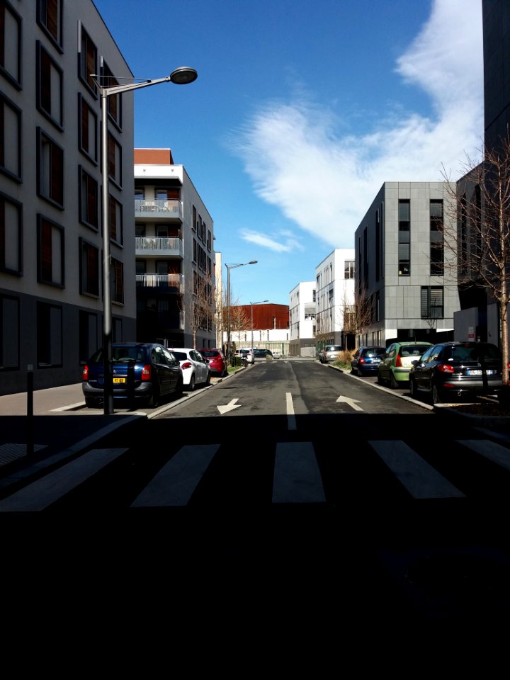 Lyon 7e - Rue Anna Marly, depuis l'impasse de l'Asphalte