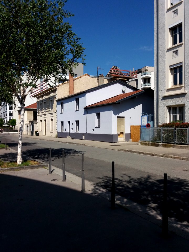 Lyon 7e - Rue André Bollier, rénovation des toits au numéro 83