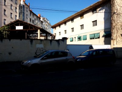 Lyon 7e - Rue André Bollier, bâtiments au numéro 103