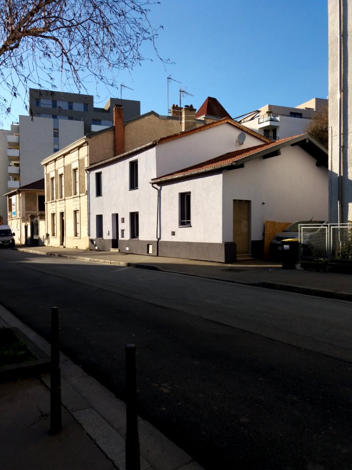Lyon 7e - Rue André Bollier, maisons aux numéros 81 à 85