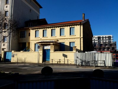 Lyon 7e - Rue André Bollier, école primaire Le Petit Monde