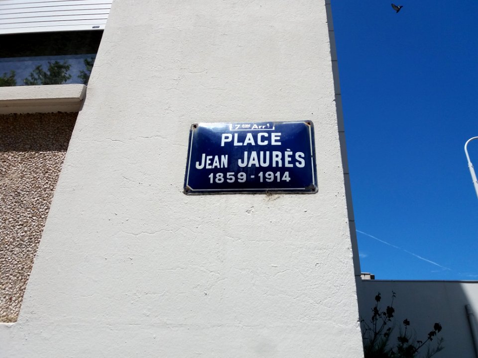 Lyon 7e - Place Jean Jaurès, plaque