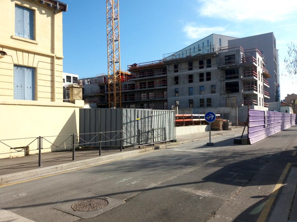 Lyon 7e - Rue André Bollier, immeuble en construction à l'angle avec la rue Michel Félizat