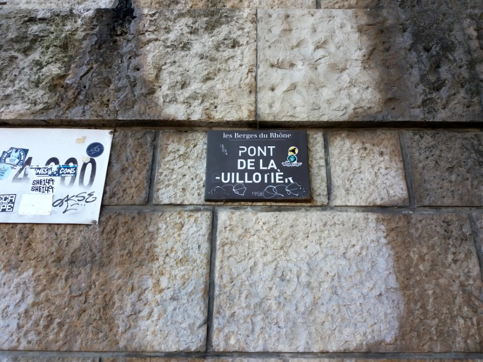 Lyon 7e - Berges du Rhône, plaque Pont de la Guillotière