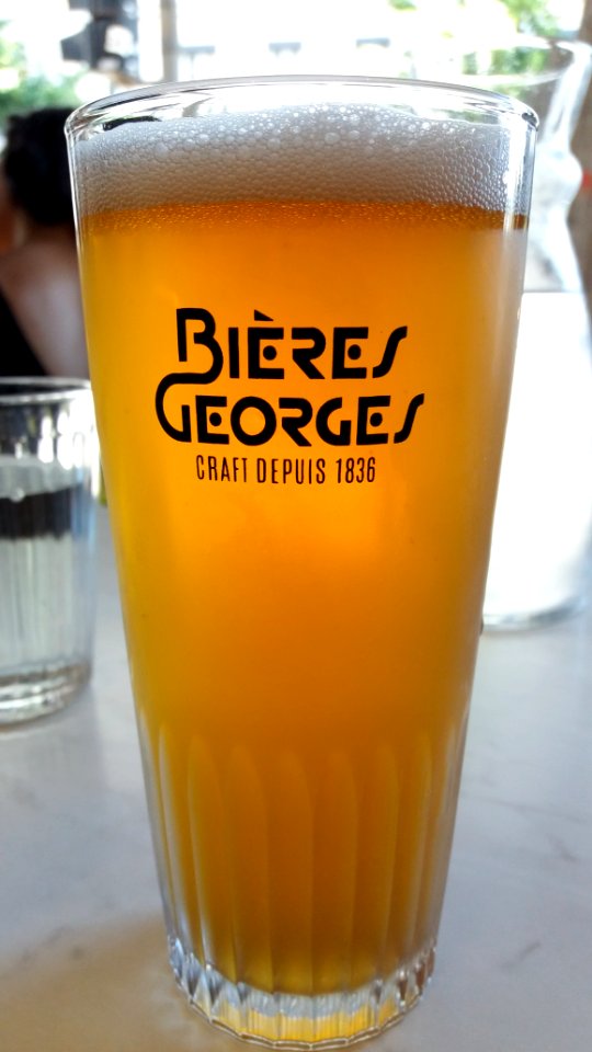 Lyon 7e - Avenue Berthelot - Restaurant Toké - Bière blanche de la brasserie Georges