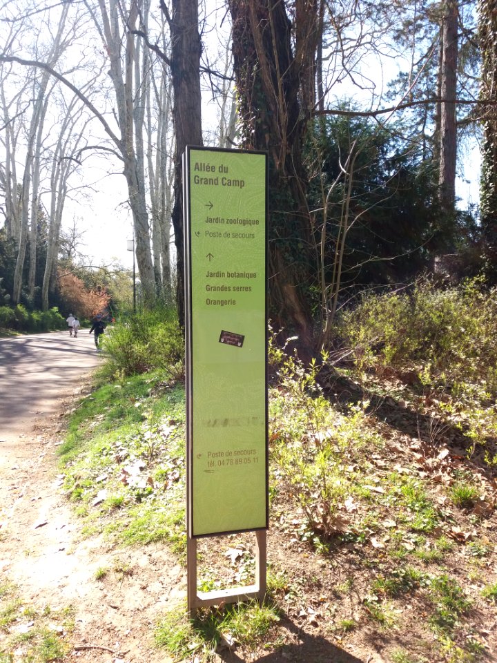 Lyon 6e - Parc de la Tête d'Or, allée du Grand Camp, panneau