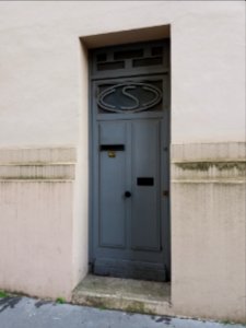 Lyon 6e - Palais de Flore, porte rue Fournet