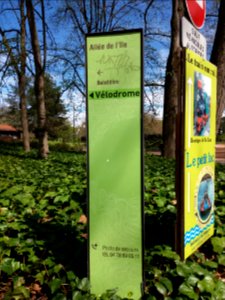 Lyon 6e - Parc de la Tête d'Or, allée de l'Île, panneau