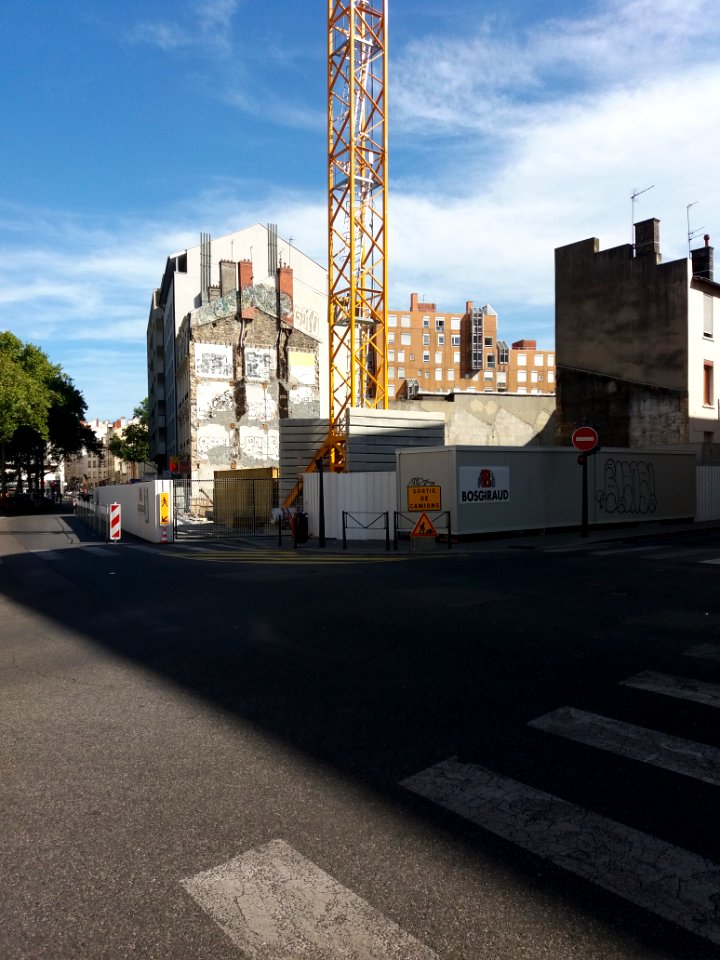 Lyon 7e - Grande rue de la Guillotière, chantier à l'angle de la rue Tourville