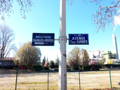 Lyon 7e - Boulevard Chambaud de la Bruyère et avenue Tony Garnier, plaque