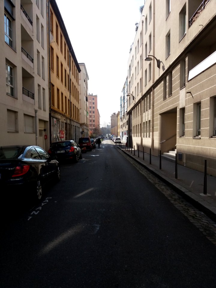 Lyon 7e - Rue Capitaine Robert Cluzan