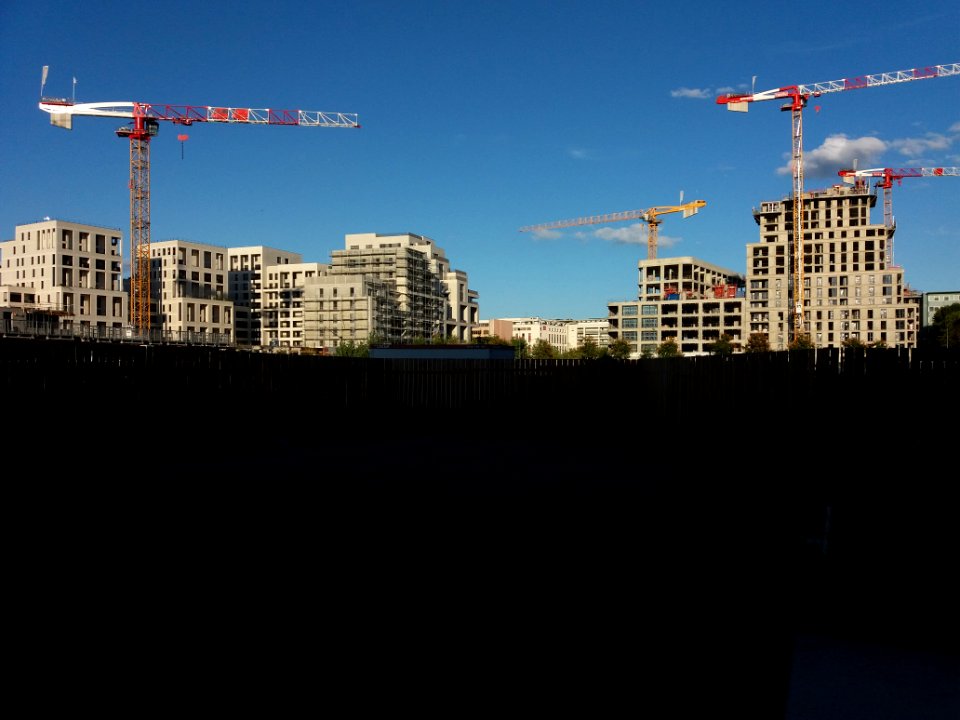 Lyon 7e - Rue Clément Marot - ZAC des Girondins - Immeubles en construction le long de l'avenue Jean Jaurès et de la rue des Girondins