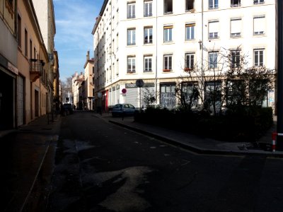 Lyon 7e - Place du Commandant Claude Bulard, depuis le sud