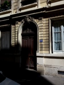 Lyon 7e - Rue Bechevelin, porte au numéro 97