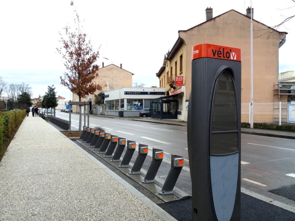 Lyon 7e - Rue Croix-Barret, station Vélo'v 7019, avant ouverture