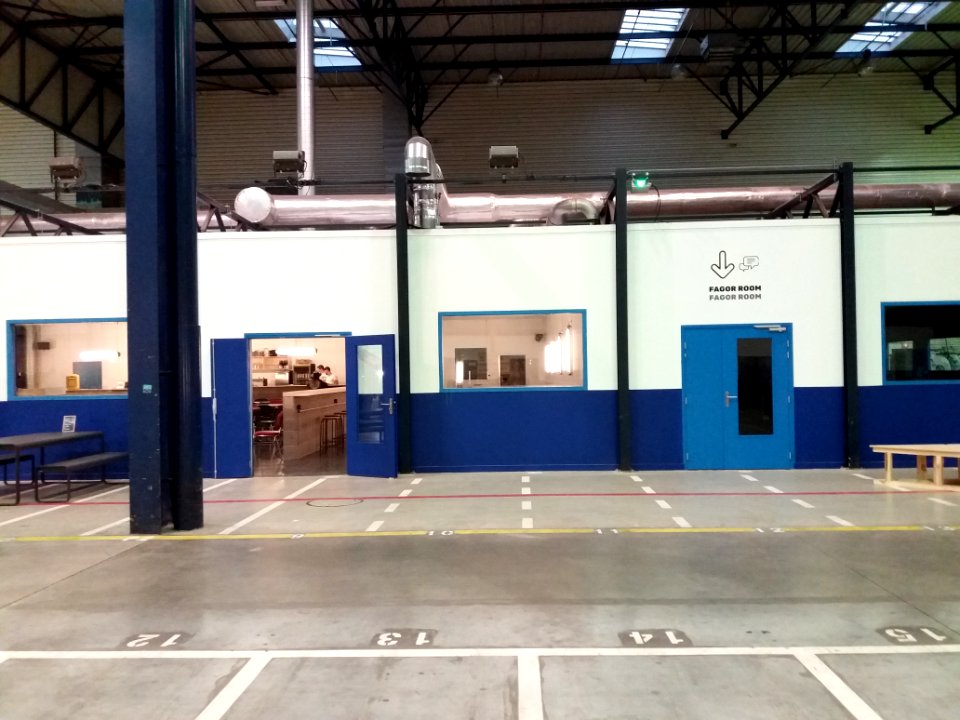 Lyon 7e - Rue Challemel-Lacour - Anciennes usines Fagor-Brandt - Biennale d'art contemporain 2019 (03)