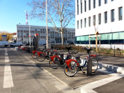 Lyon 7e - Rue Crépet, station Vélo'v