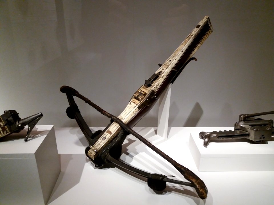 Lyon 2e - Un homme de la Renaissance - Olivier de Serres, arbalète à cranequin, MAD 615.11