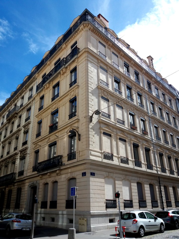 Lyon 2e - Rue Vaubecour, immeuble à l'angle de la rue de Condé (1)