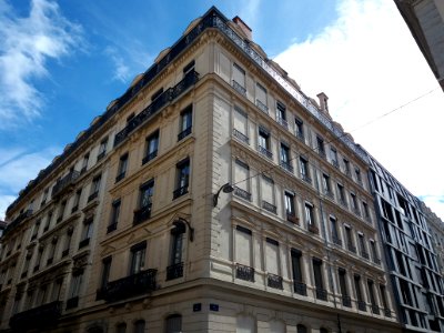 Lyon 2e - Rue Vaubecour, immeuble à l'angle de la rue de Condé (2)