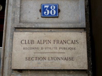 Lyon 2e - Rue Thomassin - Plaque Club alpin français