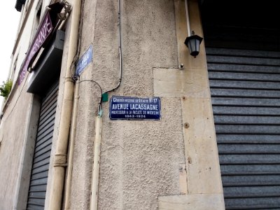 Lyon 3e - Avenue Lacassagne, plaque chemin vicinal ordinaire N°17