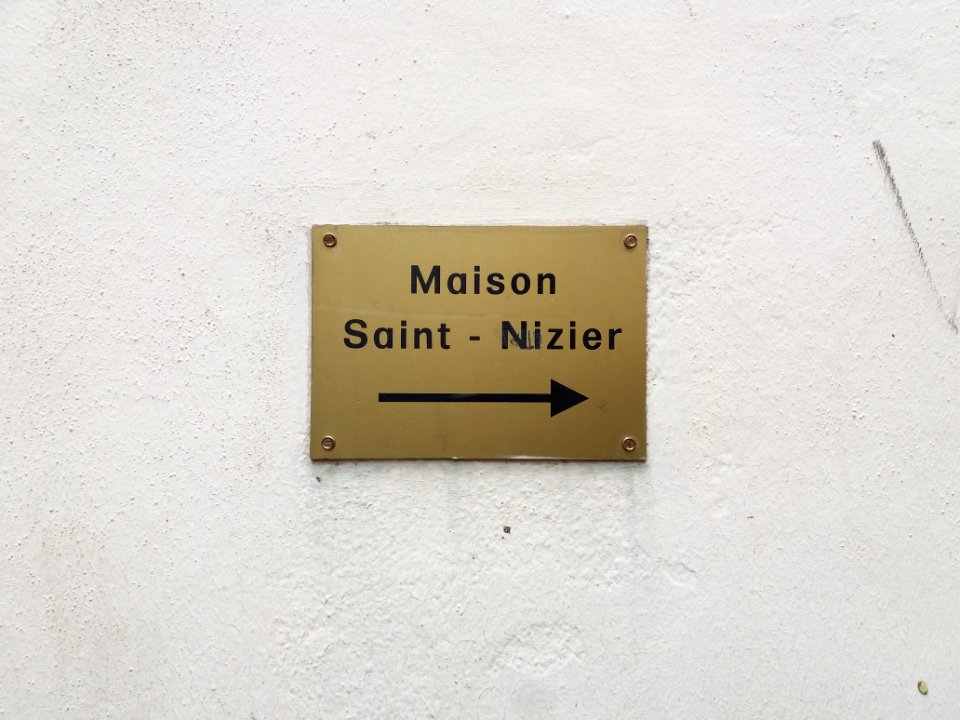 Lyon 2e - Rue Saint Nizier, plaque Maison Saint-Nizier