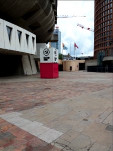 Lyon 3e - Esplanade Charles de Gaulle, containers installés pour les Nuits Sonores