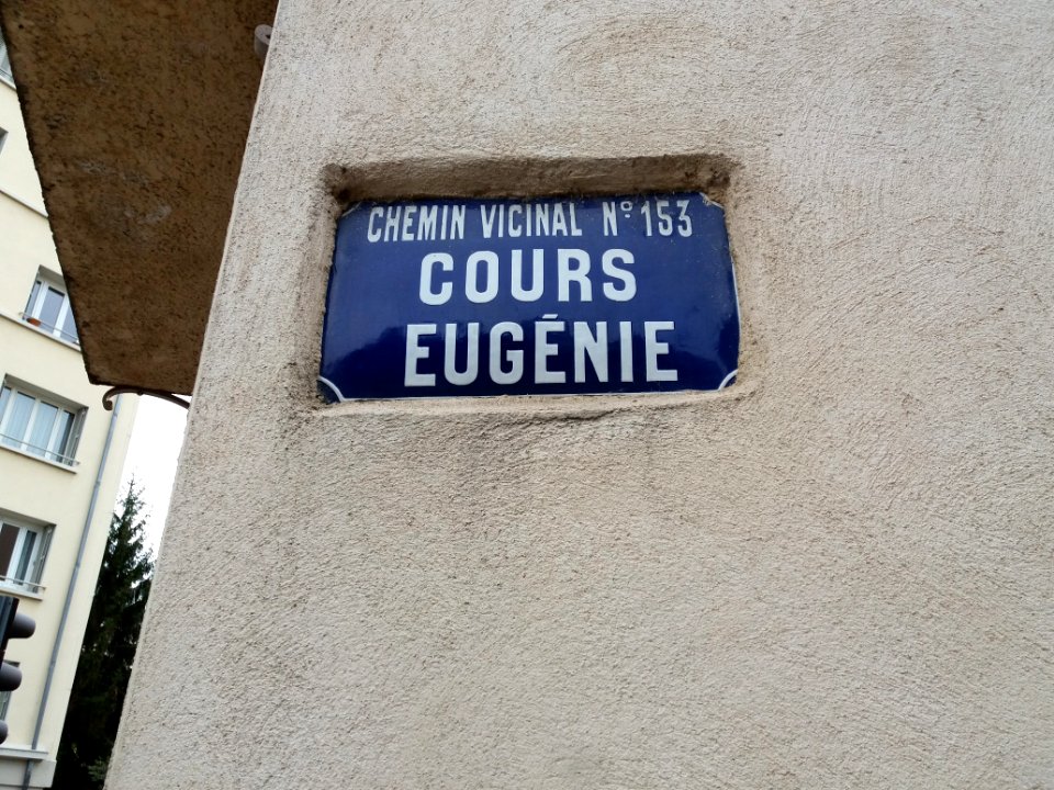 Lyon 3e - Cours Eugénie, plaque chemin vicinal N°153