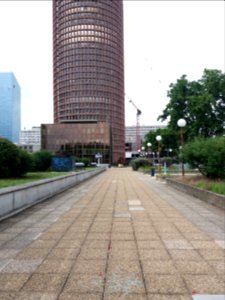 Lyon 3e - Cité administrative, depuis la rue du Docteur Bouchut vers l'entrée