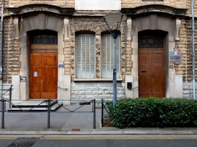 Lyon 3e - Rue Antoinette - École élémentaire Anatole France - Portes