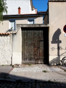 Lyon 3e - Rue du Palais d'Été, porte au numéro 1bis