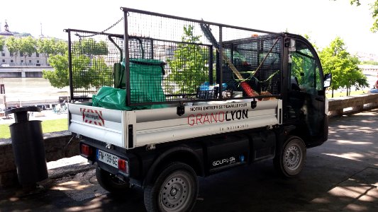 Lyon 3e - Quai Victor Augagneur - Véhicule Goupil G4 de ramassage des poubelles