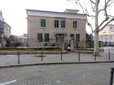 Lyon 3e - Place d'Arsonval, La Villa, par Thierry Marx