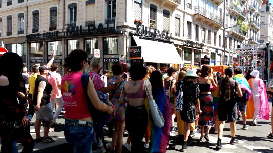 Lyon 3e - Quai Victor Augagneur - Marche des Fiertés 2021 - Cortège 03