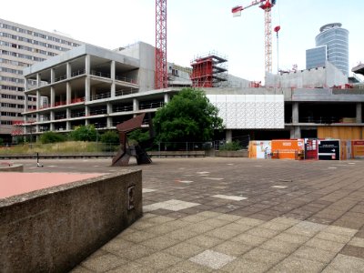 Lyon 3e - Esplanade Charles de Gaulle, vue sur les travaux d'extension du centre commercial