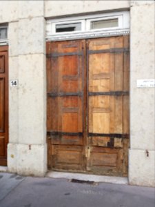Lyon 6e - Rue Godefroy, porte au numéro 14