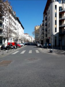 Lyon 6e - Rue Juliette Récamier, côté nord depuis la place Deroudille