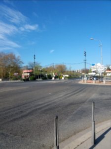Lyon 7e - Avenue Tony Garnier, côté ouest depuis l'avenue Jean Jaurès