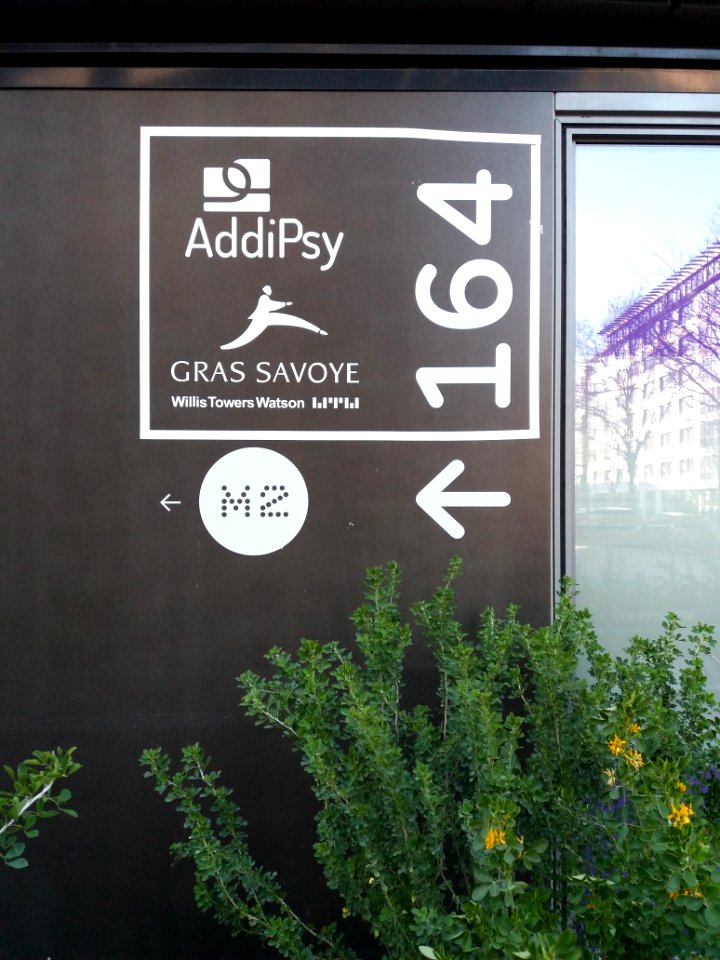Lyon 7e - Allée Flora Tristan, indication AddiPsy 164