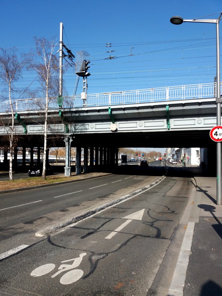 Lyon 7e - Avenue Leclerc, section nord autour du viaduc de Perrache