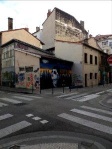 Lyon 7e - Bâtiments à l'angle des Rues Chalopin et Thibaudière