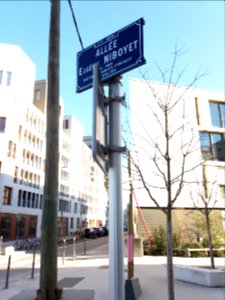 Lyon 7e - Allée Eugénie Niboyet, plaque 2