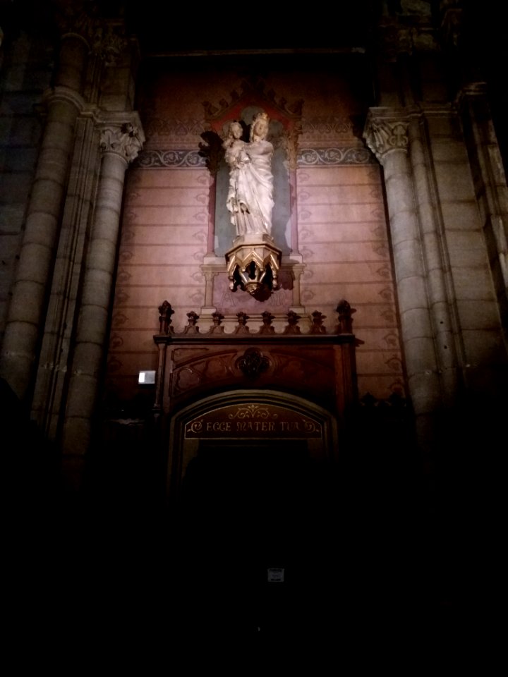 Lyon 7e - Église Saint-André, statue de la Vierge Marie
