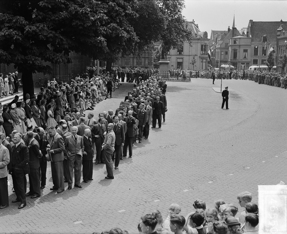 Lustrum Utrechts Studenten Corps. Defilë van reünisten, Bestanddeelnr 904-6550