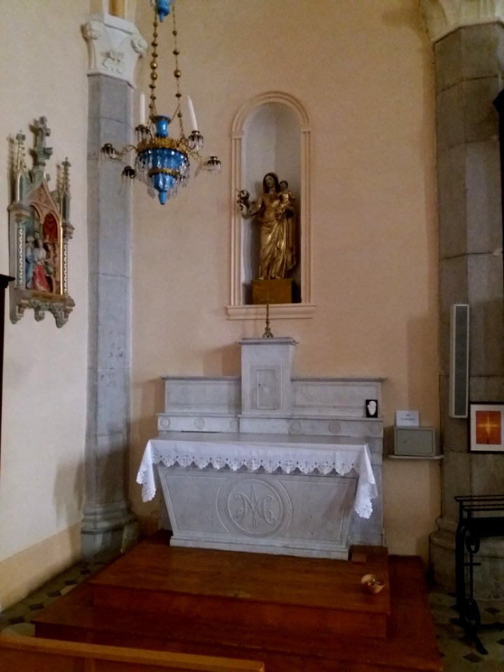Lussas - Église Le Nom de Marie, chapelle gauche