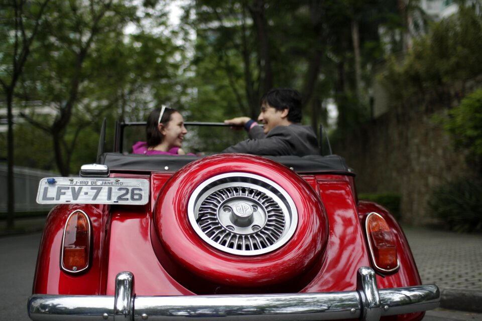 Just married love car