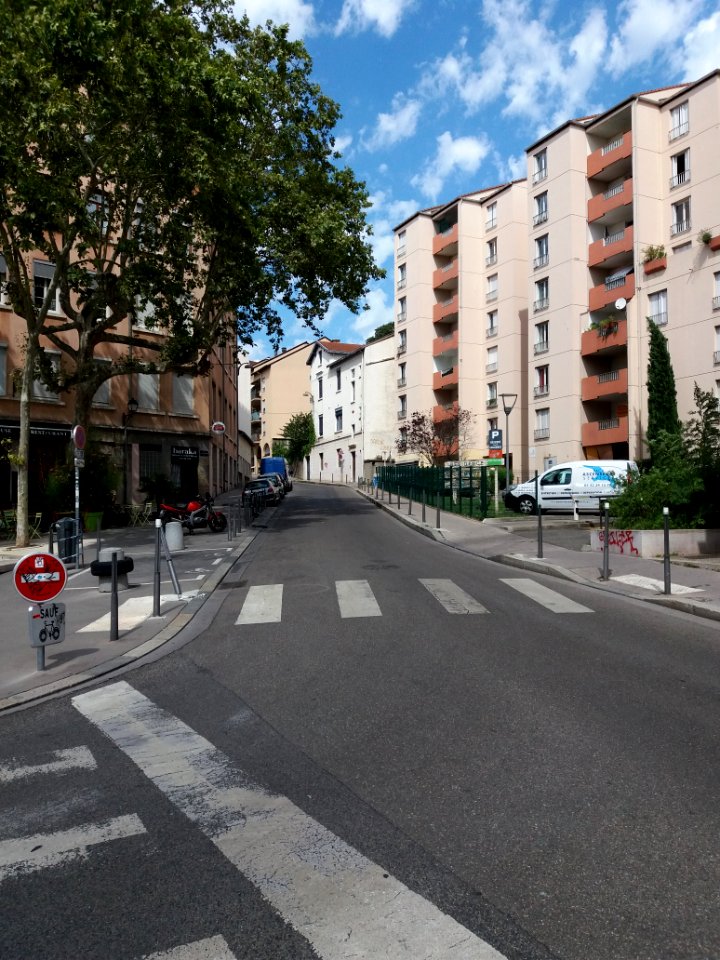 Lyon 1er - Rue de la Tourette, depuis la place du Lieutenant Morel